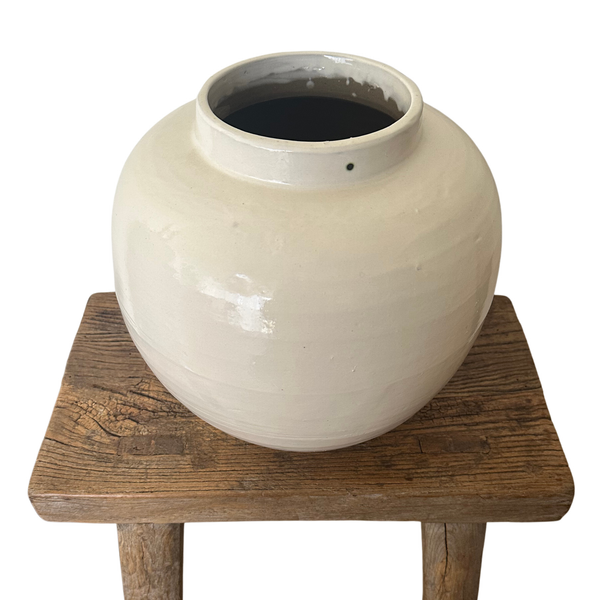 Primitive White Pot A