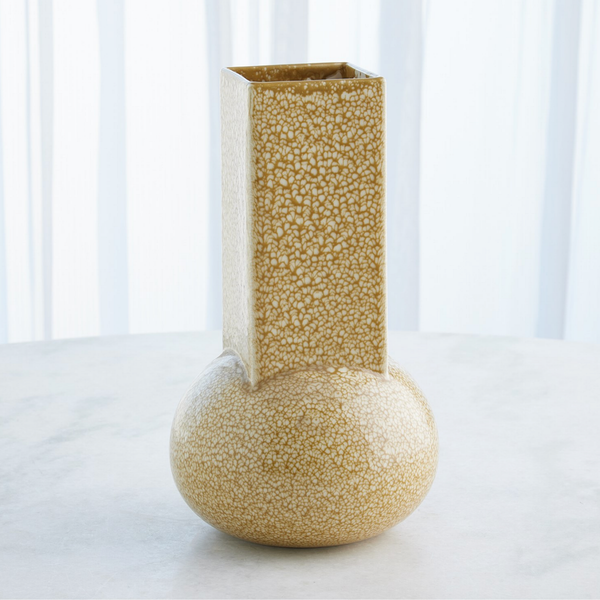 Crocus Vase Collection in Reactive Mustard